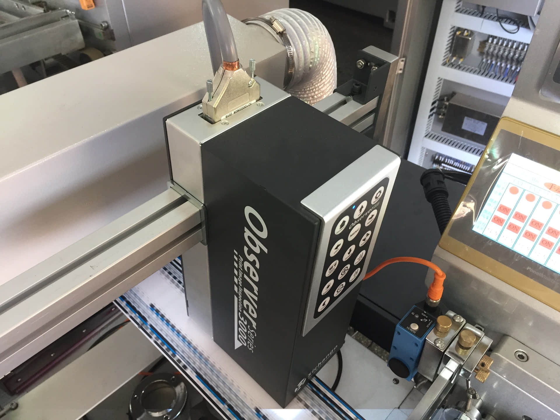 как обеспечить превосходное качество печати и выбрать онлайн-системы визуального контроля с помощью 